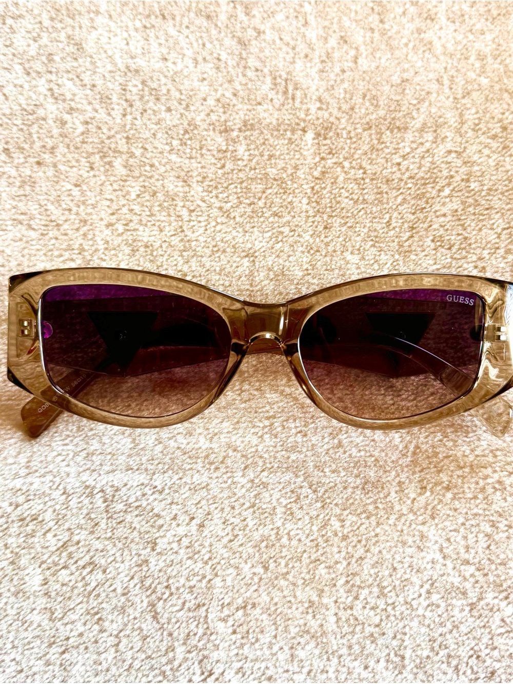 Y2K-Style Clear Brown Guess Women’s Transparent Sunglasses